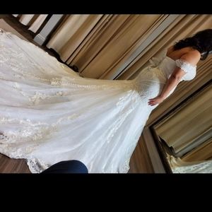 Martina Liana Plus Size 24 Wedding Dress